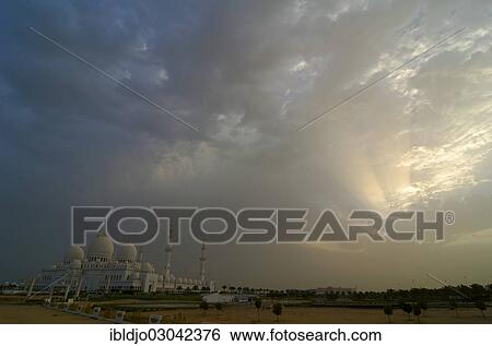 "Sheikh Zayed Grand Mosque, in the morning, Abu Dhabi, Emirate of Abu Dhabi, United Arab Emirates, Asia" View Large Photo Image Stock Photograph - "Sheikh Zayed Grand Mosque, in the morning, Abu Dhabi, Emirate of Abu Dhabi, United Arab Emirates, Asia". Fotosearch