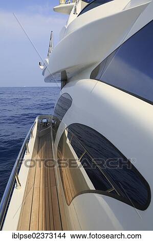 "Ship's rail at the side, main deck, Leonardo II, a cruiser built by Azimut, type of boat: Leonardo 98, length: 30. 15 m, built in 2004, French Riviera, France, Mediterranean Sea, Europe" View Large Photo Image Picture - "Ship's rail at the side, main deck, Leonardo II, a cruiser built by Azimut, type of boat: Leonardo 98, length: 30. 15 m, built in 2004, French Riviera, France, Mediterranean Sea, Europe". Fotosearch
