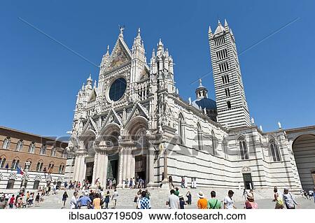 Stock Photo - "Siena Cathedral, Cattedrale di Santa Maria Assunta, clad in white and black marble, historic center, Siena, Tuscany, Italy, Europe". Fotosearch