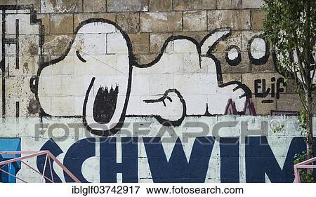 "Snoopy graffiti, Leopoldstadt, Vienna, Vienna State, Austria, Europe" View Large Photo Image Stock Photo - "Snoopy graffiti, Leopoldstadt, Vienna, Vienna State, Austria, Europe". Fotosearch