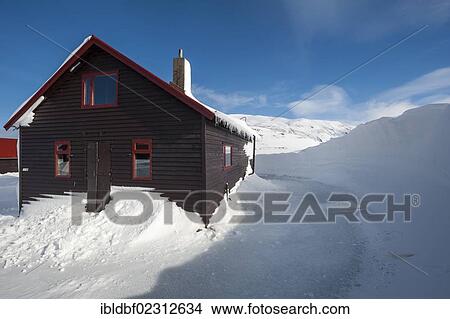 "Snow-covered Nyidalur Hut, Vatnajoekull Glacier, Icelandic Highlands, Iceland, Europe" View Large Photo Image Picture - "Snow-covered Nyidalur Hut, Vatnajoekull Glacier, Icelandic Highlands, Iceland, Europe". Fotosearch