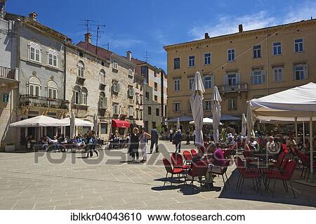 "Square, old town, Pula, Istria, Croatia, Europe" View Large Photo Image Stock Image - "Square, old town, Pula, Istria, Croatia, Europe". Fotosearch