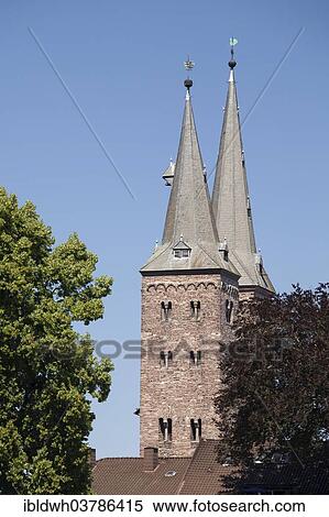 "St. Kilianikirche church, Hoxter, Weser Uplands, North Rhine-Westphalia, Germany, Europe" View Large Photo Image Stock Photography - "St. Kilianikirche church, Hoxter, Weser Uplands, North Rhine-Westphalia, Germany, Europe". Fotosearch