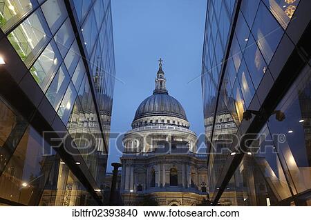 "St. Paul's Cathedral and a shopping mall, One New Change shopping centre, London, England, United Kingdom, Europe" View Large Photo Image Stock Image - "St. Paul's Cathedral and a shopping mall, One New Change shopping centre, London, England, United Kingdom, Europe". Fotosearch