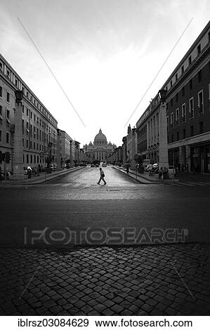 "St. Peter's Basilica, Vatikanstadt, Italy, Europe" View Large Photo Image Stock Photo - "St. Peter's Basilica, Vatikanstadt, Italy, Europe". Fotosearch
