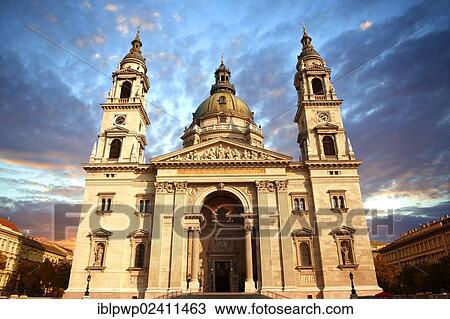 Stock Image - "St Stephen's Basilica, Szent Istvan Bazilika, Neo Classical building, Budapest, Hungary, Europe". Fotosearch