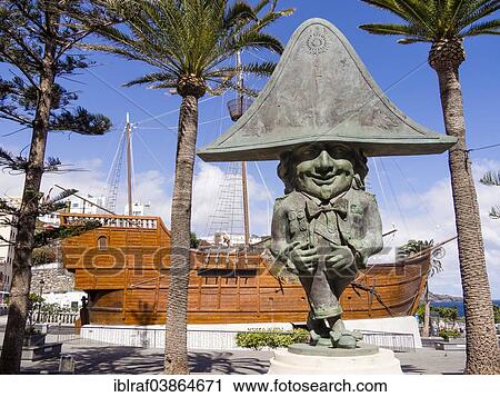 Stock Image - "Statue of a dwarf imitating Napoleon in front of the Museo Naval Santa Maria maritime museum, Santa Cruz, La Palma, Canary Islands, Spain, Europe". Fotosearch