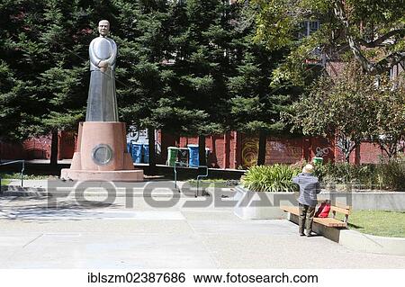 Stock Photograph - "Statue of Dr. Sun Yat Sen, St. Mary's Square, Chinatown, San Francisco, California, USA". Fotosearch