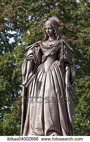 "Statue of Louise Henriette of Orange, Electress of Brandenburg, Oranienburg, Brandenburg, Germany, Europe" View Large Photo Image Stock Photograph - "Statue of Louise Henriette of Orange, Electress of Brandenburg, Oranienburg, Brandenburg, Germany, Europe". Fotosearch