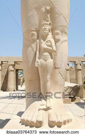 Stock Image - "Statue of Ramses II with his daughter Meritamen, Karnak Temple Complex, UNESCO World Heritage site, Thebes, Luxor, Luxor Governorate, Egypt, Africa". Fotosearch