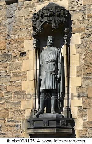 "Statue of Robert I or Robert the Bruce in Edinburgh Castle, Edinburgh, Scotland, United Kingdom, Europe" View Large Photo Image Picture - "Statue of Robert I or Robert the Bruce in Edinburgh Castle, Edinburgh, Scotland, United Kingdom, Europe". Fotosearch