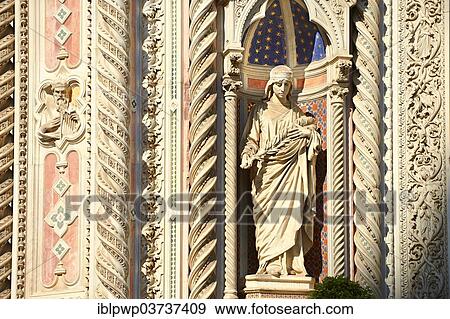 "Statue of Saint Reparata on the facade of the Duomo of Florence, Cattedrale di Santa Maria del Fiore, Florence, Tuscany, Italy, Europe" View Large Photo Image Stock Photo - "Statue of Saint Reparata on the facade of the Duomo of Florence, Cattedrale di Santa Maria del Fiore, Florence, Tuscany, Italy, Europe". Fotosearch