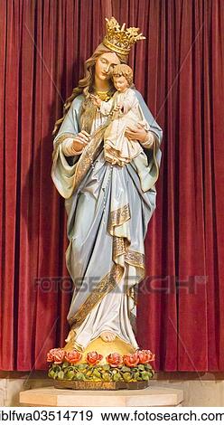 Stock Photo - "Statue of the Virgin Mary, Cathedral of the Virgin Mary, Linz, Upper Austria, Austria, Europe". Fotosearch