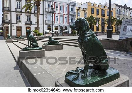Stock Photography - "Statues, canary dogs, Plaza Santa Ana, Vegueta, old town of Las Palmas, Las Palmas de Gran Canaria, Gran Canaria, Canary Islands, Spain, Europe, PublicGround, Europe". Fotosearch