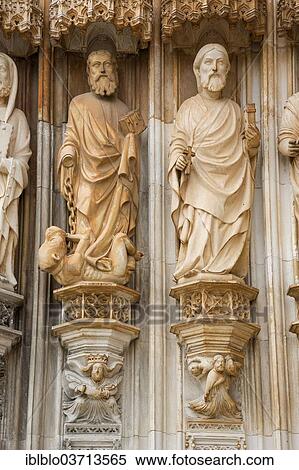 "Statues of the Apostles, Monastery of Santa Maria da Vitoria, Monastery Church of Batalha, Mosteiro da Batalha, UNESCO World Cultural Heritage Site, Batalha, Leiria District, Portugal, Europe" View Large Photo Image Stock Photography - "Statues of the Apostles, Monastery of Santa Maria da Vitoria, Monastery Church of Batalha, Mosteiro da Batalha, UNESCO World Cultural Heritage Site, Batalha, Leiria District, Portugal, Europe". Fotosearch