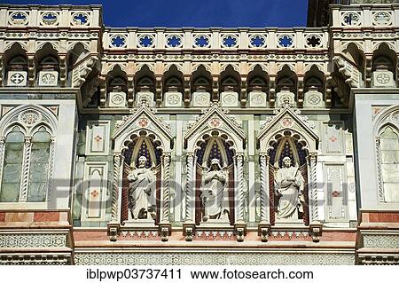 Stock Image - "Statues of the Apostles on the facade of the Duomo of Florence, Cattedrale di Santa Maria del Fiore, Florence, Tuscany, Italy, Europe". Fotosearch