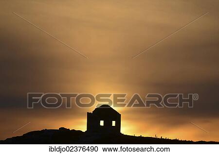 "Sunset behind a lone house on a cliff above a beach at the Cote Sauvage on the west side of the Quiberon peninsula, southern Brittany, Bretagne, France, Europe" View Large Photo Image Stock Image - "Sunset behind a lone house on a cliff above a beach at the Cote Sauvage on the west side of the Quiberon peninsula, southern Brittany, Bretagne, France, Europe". Fotosearch