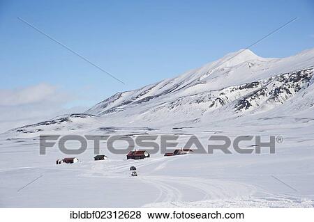 "Super Jeeps approaching Nyidalur Huts, winter landscape, Vatnajoekull Glacier, Icelandic Highlands, Iceland, Europe" View Large Photo Image Stock Photo - "Super Jeeps approaching Nyidalur Huts, winter landscape, Vatnajoekull Glacier, Icelandic Highlands, Iceland, Europe". Fotosearch