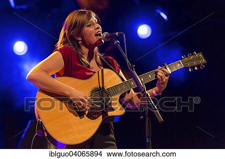 Picture - "Swiss singer-songwriter Martina Linn, live at the Schuur, Lucerne, Switzerland, Europe". Fotosearch