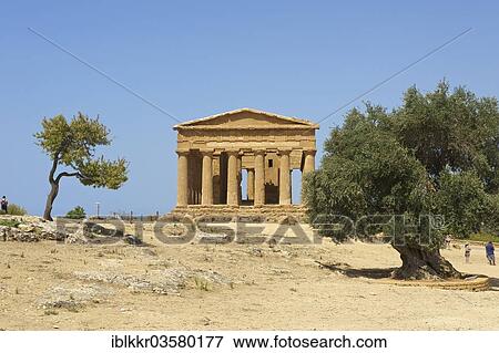Stock Photo - "Temple of Giunone or Temple of Hera, Archaeological Area of Agrigento, Temple Valley, Valle dei Templi, Agrigento, Province of Agrigento, Sicily, Italy, Europe". Fotosearch