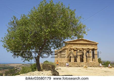 "Temple of Giunone or Temple of Hera, Archaeological Area of Agrigento, Temple Valley, Valle dei Templi, Agrigento, Province of Agrigento, Sicily, Italy, Europe" View Large Photo Image Stock Photo - "Temple of Giunone or Temple of Hera, Archaeological Area of Agrigento, Temple Valley, Valle dei Templi, Agrigento, Province of Agrigento, Sicily, Italy, Europe". Fotosearch