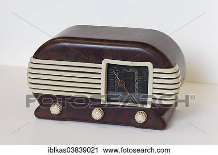 Stock Image - "Tesla, model Talisman 307 U, Czech radio from 1948, Art Deco Bakelite housing, Radio Museum Duisburg, North Rhine-Westphalia, Germany, Europe". Fotosearch