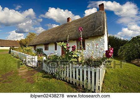 "Thatched Long House from Harem at the Ryedale Folk Museum, Hutton Le Hole, North York Moors National Park, Yorkshire, England, United Kingdom, Europe" View Large Photo Image Stock Photo - "Thatched Long House from Harem at the Ryedale Folk Museum, Hutton Le Hole, North York Moors National Park, Yorkshire, England, United Kingdom, Europe". Fotosearch