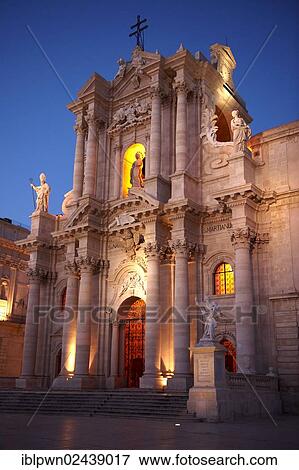 Stock Photo - "The Baroque Duomo, cathedral, Syracuse, Siracusa, Sicily, Italy, Europe". Fotosearch