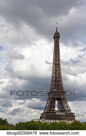 Stock Photo - "The Eiffel Tower view from Bir-Hakeim bridge, Paris, France, Europe". Fotosearch