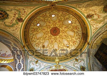 "The Imperial Council building where the ruling councillors held meetings, Topkapi Palace, Istanbul, Turkey, Asia" View Large Photo Image Stock Image - "The Imperial Council building where the ruling councillors held meetings, Topkapi Palace, Istanbul, Turkey, Asia". Fotosearch