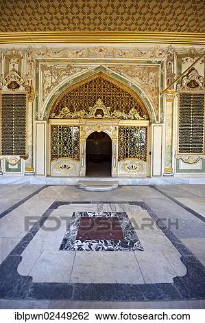 "The Imperial Council, Divan-i Humayun building where the ruling councillors held meetings, Topkapi Palace, Istanbul, Turkey, Asia" View Large Photo Image Stock Image - "The Imperial Council, Divan-i Humayun building where the ruling councillors held meetings, Topkapi Palace, Istanbul, Turkey, Asia". Fotosearch