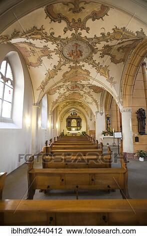 "The late Gothic side aisle of the Church of St. Gangolf on Hauptmarkt square, Trier, Rhineland-Palatinate, Germany, Europe" View Large Photo Image Stock Image - "The late Gothic side aisle of the Church of St. Gangolf on Hauptmarkt square, Trier, Rhineland-Palatinate, Germany, Europe". Fotosearch