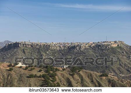 Stock Image - "The old walled city of Amadiya, Amadiya, Iraqi Kurdistan, Iraq, Asia". Fotosearch