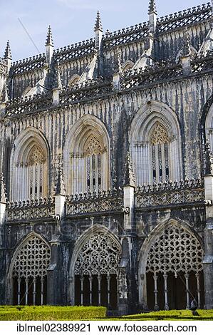 "The Royal Cloisters, Claustro Real, interior of Mosteiro Santa Maria da Vitoria, Batalha Dominican Monastery, Manueline, Batalha, Leiria District, Pinhal Litoral, Portugal, Europe" View Large Photo Image Stock Image - "The Royal Cloisters, Claustro Real, interior of Mosteiro Santa Maria da Vitoria, Batalha Dominican Monastery, Manueline, Batalha, Leiria District, Pinhal Litoral, Portugal, Europe". Fotosearch