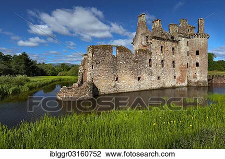 "The ruins of Caerlaverock Castle, nahe Dumfries, Dumfries and Galloway, Scotland, United Kingdom, Europe" View Large Photo Image Stock Image - "The ruins of Caerlaverock Castle, nahe Dumfries, Dumfries and Galloway, Scotland, United Kingdom, Europe". Fotosearch
