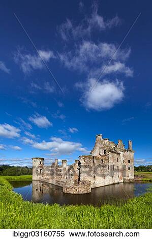 Stock Photography - "The ruins of Caerlaverock Castle, nahe Dumfries, Dumfries and Galloway, Scotland, United Kingdom, Europe". Fotosearch