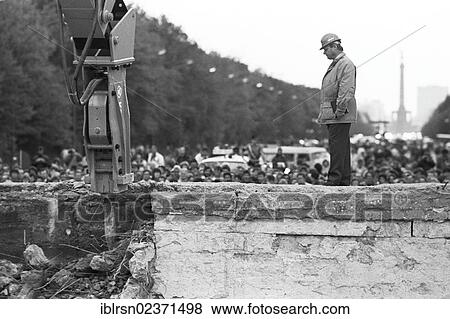 "The start of the demolition of the Berlin Wall at the Brandenburg Gate, Berlin, Germany, Europe" View Large Photo Image Stock Photo - "The start of the demolition of the Berlin Wall at the Brandenburg Gate, Berlin, Germany, Europe". Fotosearch