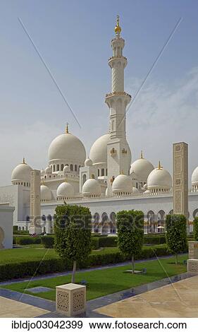 "The white marble domes and minaret of Sheikh Zayed Grand Mosque, Abu Dhabi, Emirate of Abu Dhabi, United Arab Emirates, Asia" View Large Photo Image Stock Photo - "The white marble domes and minaret of Sheikh Zayed Grand Mosque, Abu Dhabi, Emirate of Abu Dhabi, United Arab Emirates, Asia". Fotosearch