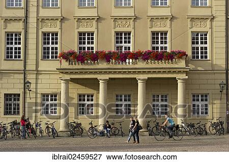 Stock Photo - "Thon-Dittmer-Palais, Haidplatz square, old town of Regensburg, Upper Palatinate, Bavaria, Germany, Europe". Fotosearch