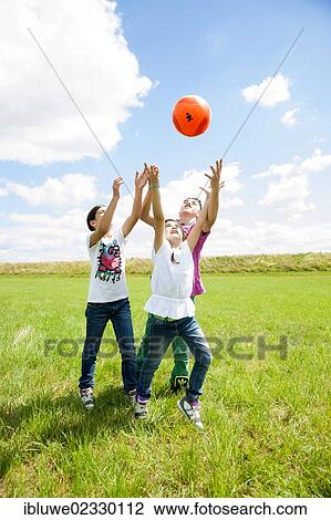 children playing ball