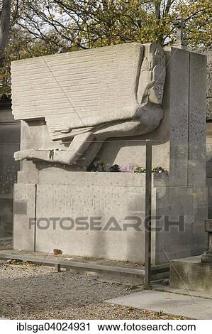 "Tomb of Oscar Wilde, Pere Lachaise Cemetery, Paris, France, Europe" View Large Photo Image Stock Image - "Tomb of Oscar Wilde, Pere Lachaise Cemetery, Paris, France, Europe". Fotosearch