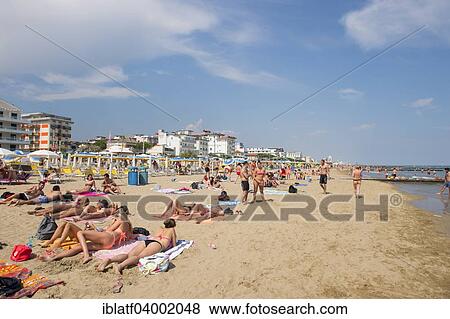 "Tourists on the beach, Jesolo, Veneto, Adriatic, Italy, Europe" View Large Photo Image Stock Photo - "Tourists on the beach, Jesolo, Veneto, Adriatic, Italy, Europe". Fotosearch