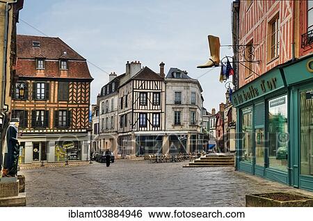 "Town square, Auxerre, Departement Yonne, Burgundy, France, Europe" View Large Photo Image Stock Photograph - "Town square, Auxerre, Departement Yonne, Burgundy, France, Europe". Fotosearch