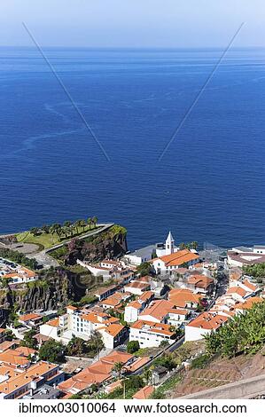Picture - "Townscape of Porto de Camara de Lobos, Funchal, Porto de Camara de Lobos, Ilha da Madeira, Portugal, Europe". Fotosearch