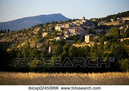 Stock Photograph - "Townscape of the medieval town of Aurel, Vaucluse, Provence, France, Europe". Fotosearch