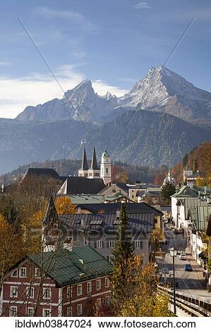 Picture - "Townscape with the Parish Church of St. Andrew and the Collegiate Church of St. Peter and St. John the Baptist, Watzmann Mountain, Berchtesgaden, Berchtesgadener Land district, Upper Bavaria, Bavaria, Germany, Europe". Fotosearch