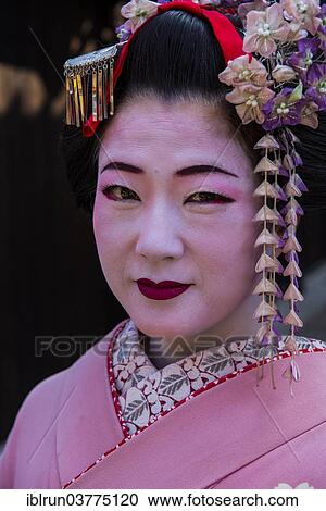 "Traditionally dressed Geisha, Kyoto, Japan, Asia" View Large Photo Image Stock Image - "Traditionally dressed Geisha, Kyoto, Japan, Asia". Fotosearch