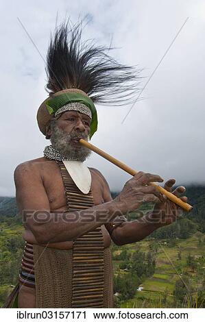 Stock Image - "Traditionally dressed tribal chief in the Highlands, Paya, Highland, Papua New Guinea, Oceania". Fotosearch