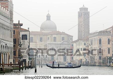 Picture - "Traghetto San Marcuola, San Geremia e Lucia, Canal Grande, Grand Canal, Cannaregio quarter, Venice, Venezia, Veneto, Italy, Europe". Fotosearch