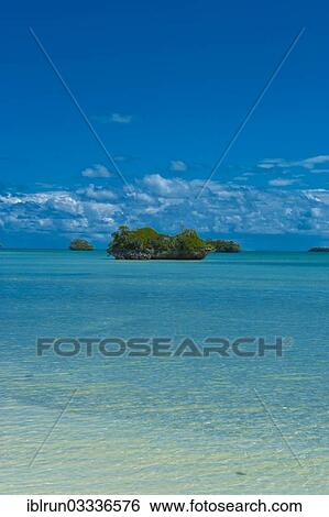 "Turquoise water, Ile des Pins, New Caledonia, France, Oceania" View Large Photo Image Stock Photograph - "Turquoise water, Ile des Pins, New Caledonia, France, Oceania". Fotosearch